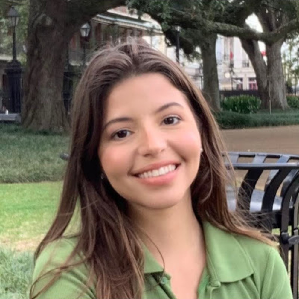 Meet your Posher, Nicole